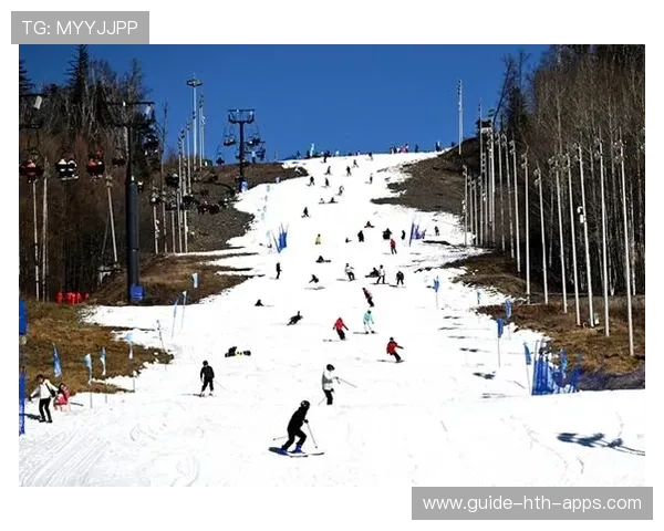 长白山和平滑雪场2025—2026新雪季开板,长白山滑雪预算 长白山和平滑雪场2025—2026新雪季开板,长白山滑雪预算